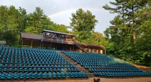 forest-edge-amphitheater-1.jpg